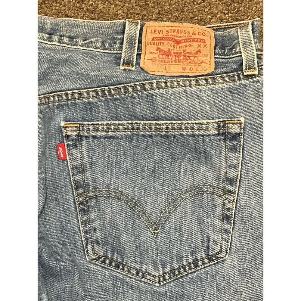 Levi's 501 Button Fly High-Rise Straight Leg Light Wash Denim Jeans Size 40x30